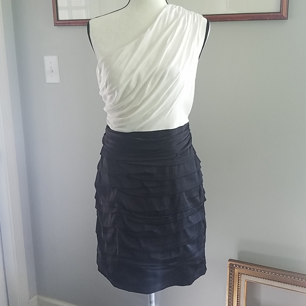 One shoulder cream and black Express dress sz 12